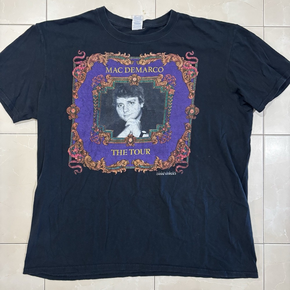 Mac DeMarco Tour T-Shirt XL Black Graphic Indie Rock Band Tee 2015 Faded Y2K